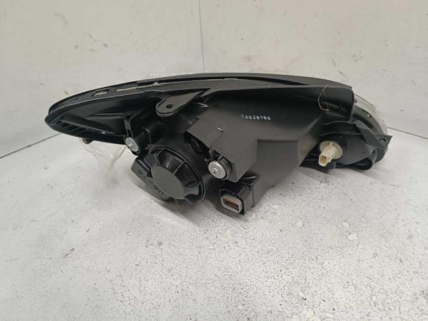 PHARE GAUCHE HYUNDAI GETZ 10/2005-8/2009 - Vue 2